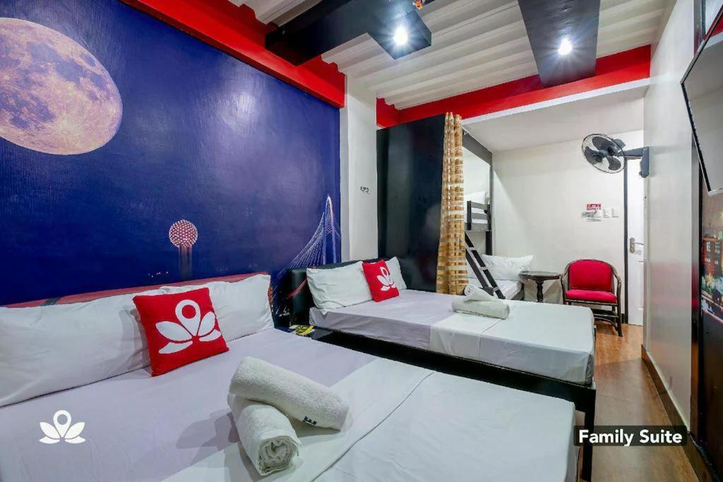 Sabel Travelers Inn Laoag Esterno foto
