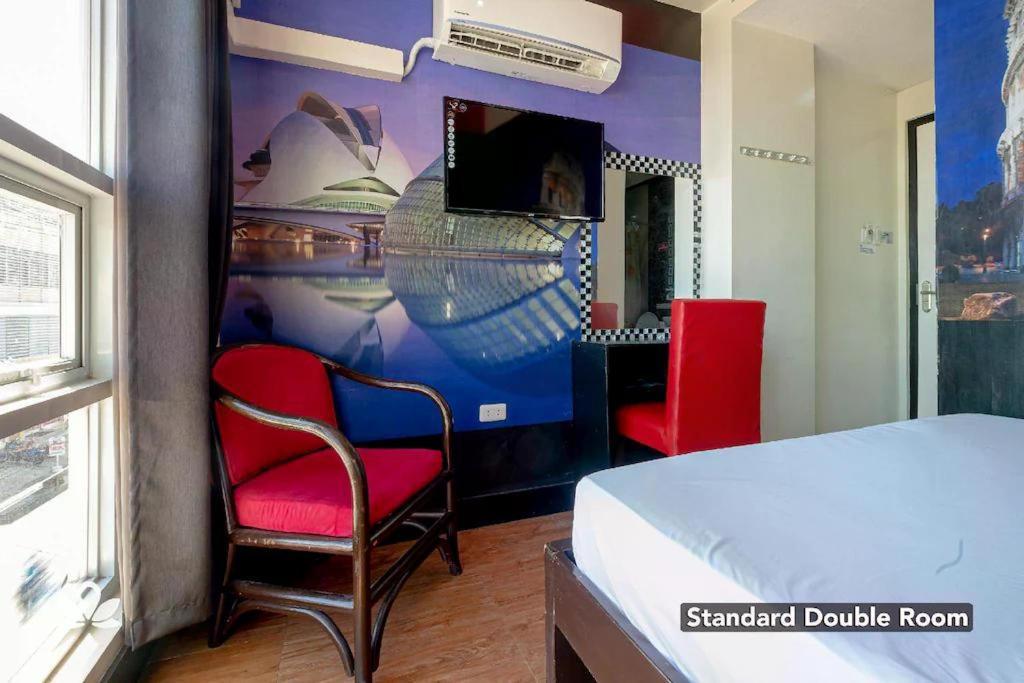 Sabel Travelers Inn Laoag Esterno foto